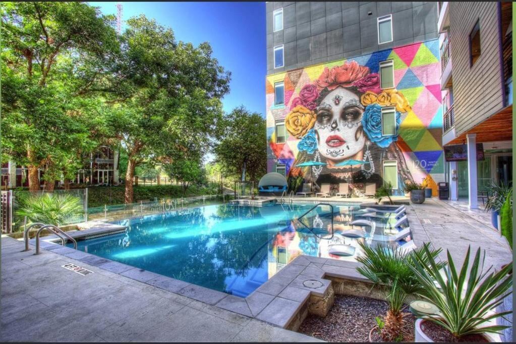 Riverwalk Penthouse Oasis W/Free Parking Gym Pool San Antonio Extérieur photo