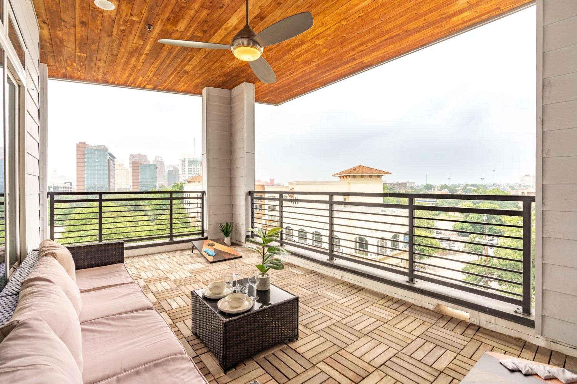 Riverwalk Penthouse Oasis W/Free Parking Gym Pool San Antonio Extérieur photo