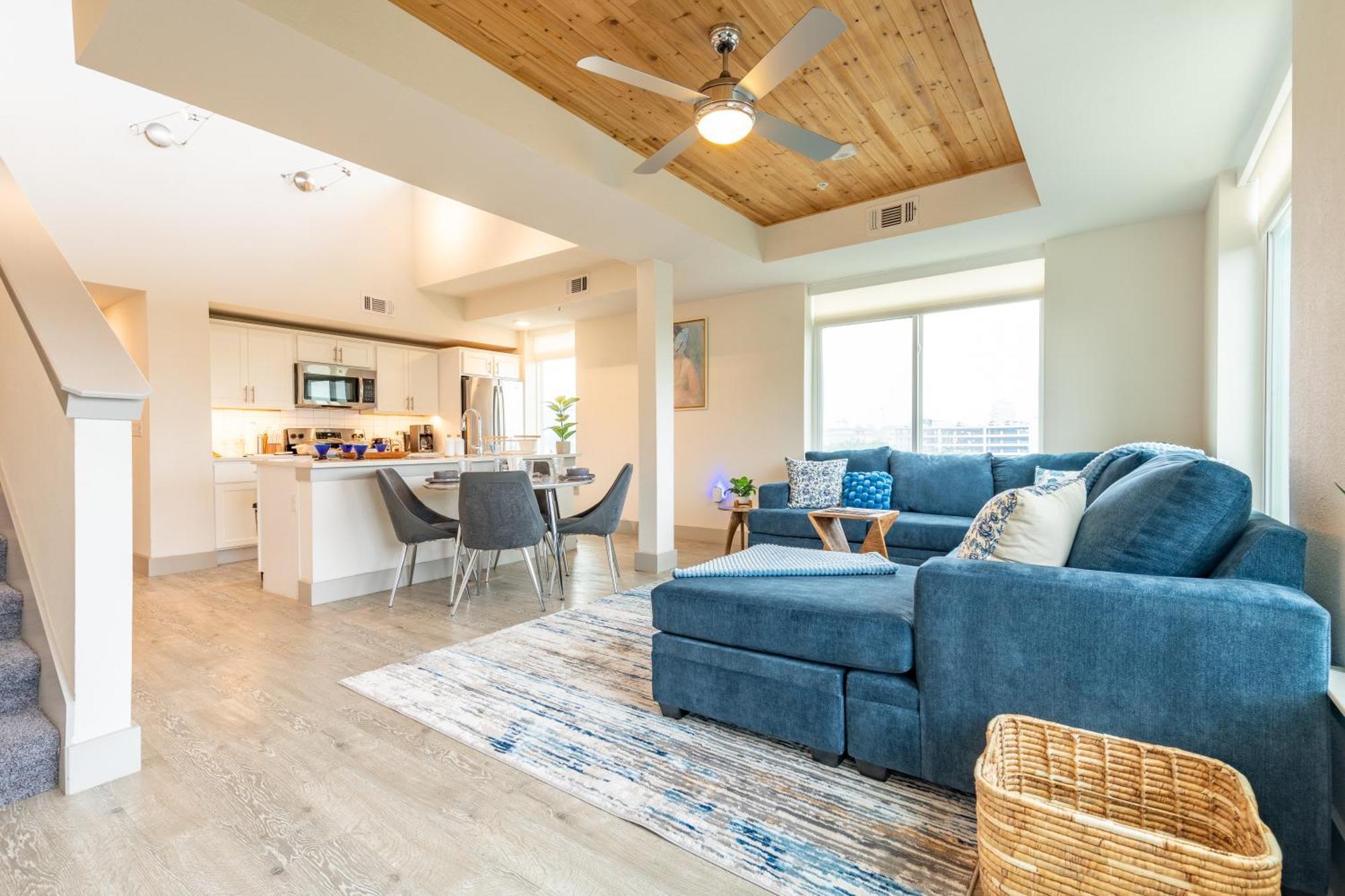 Riverwalk Penthouse Oasis W/Free Parking Gym Pool San Antonio Extérieur photo