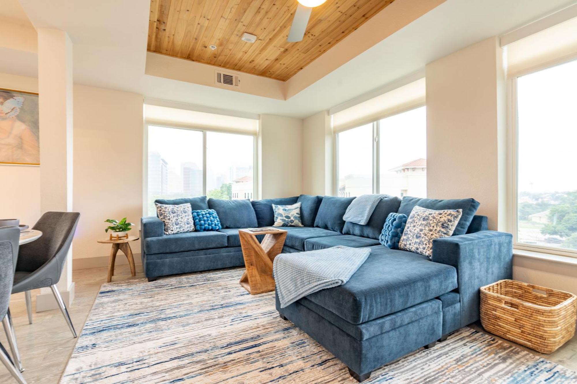 Riverwalk Penthouse Oasis W/Free Parking Gym Pool San Antonio Extérieur photo