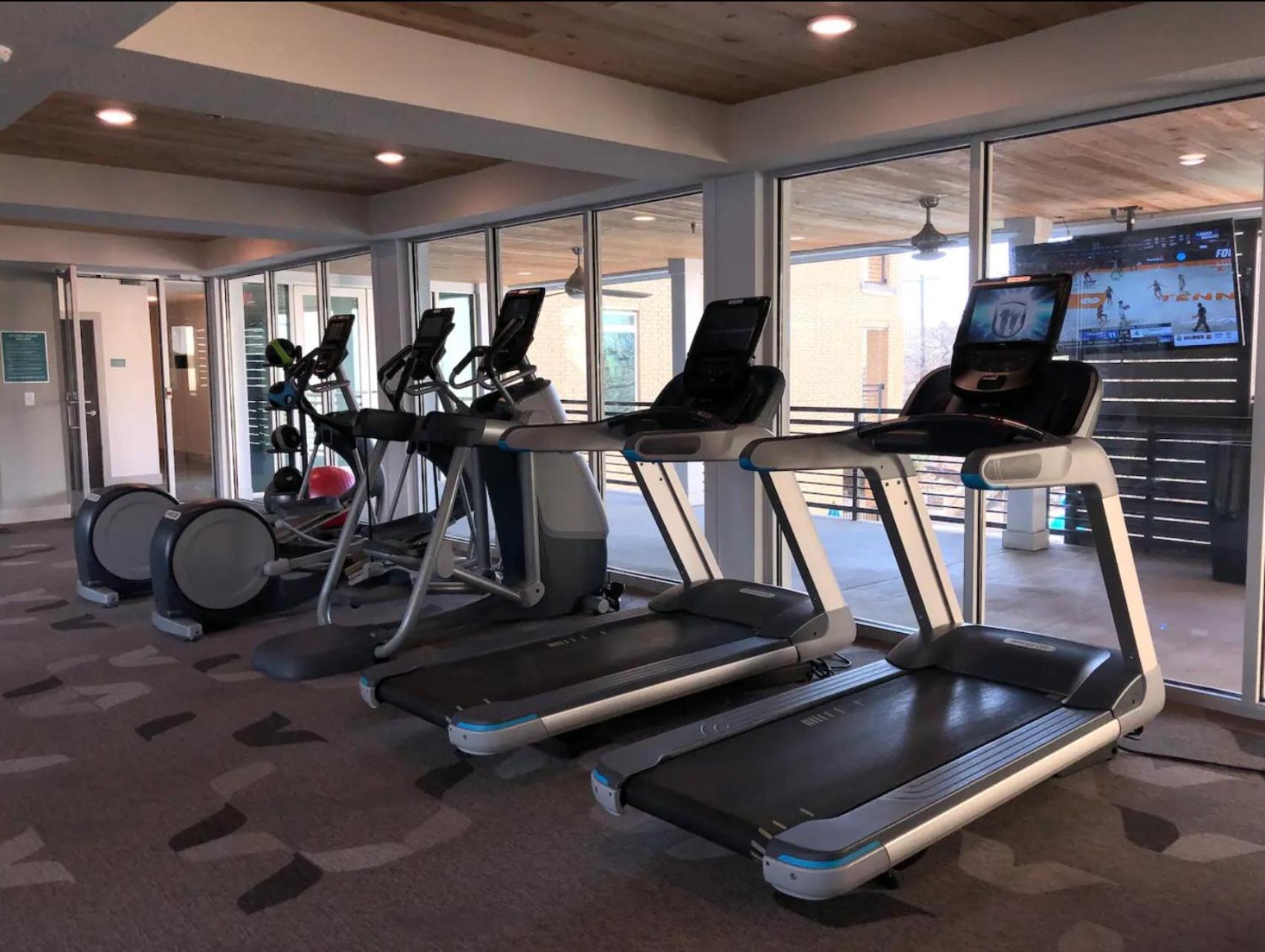 Riverwalk Penthouse Oasis W/Free Parking Gym Pool San Antonio Extérieur photo